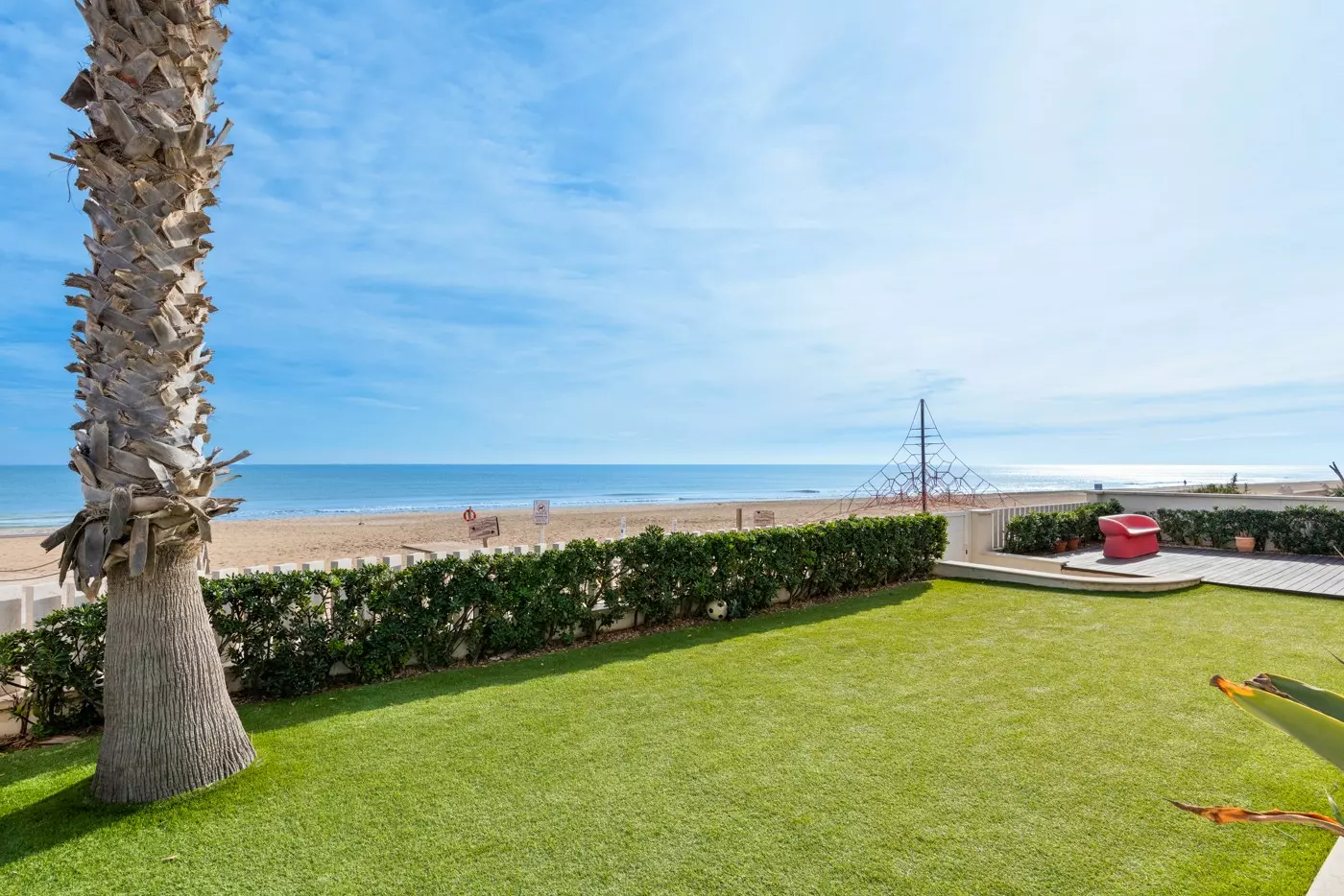 o_1js24ml2c1err6c0tlm13d11tth2b-4d67b7 4-bedroom Villa In Guardamar Del Segura, Spain (377 M²)