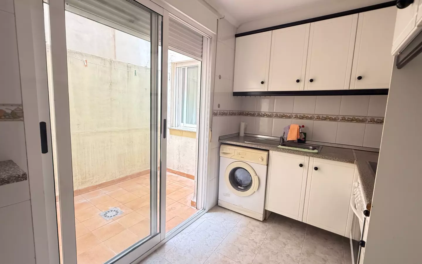 2-bedroom Property In San Miguel De Salinas, Spain (71 M²)