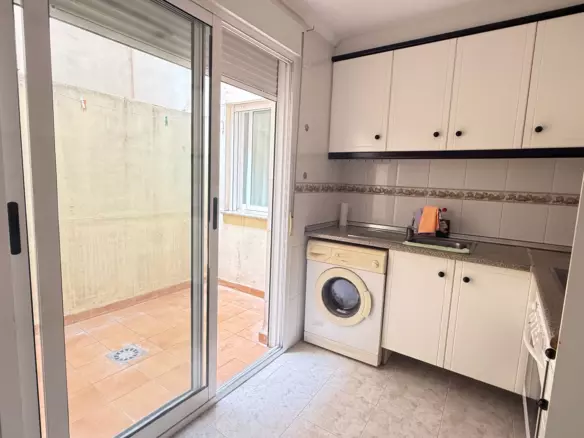 2-bedroom Property In San Miguel De Salinas, Spain (71 M²)