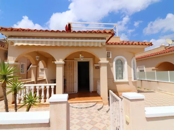 3-bedroom Villa In Algorfa, Spain (84 M²)