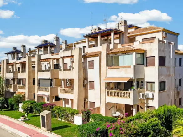 3-bedroom Apartment In Orihuela Costa, Spain (92 M²)