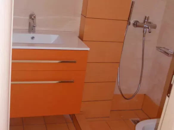 2-bedroom Flat In Loutraki-perachora, Greece (90 M²)