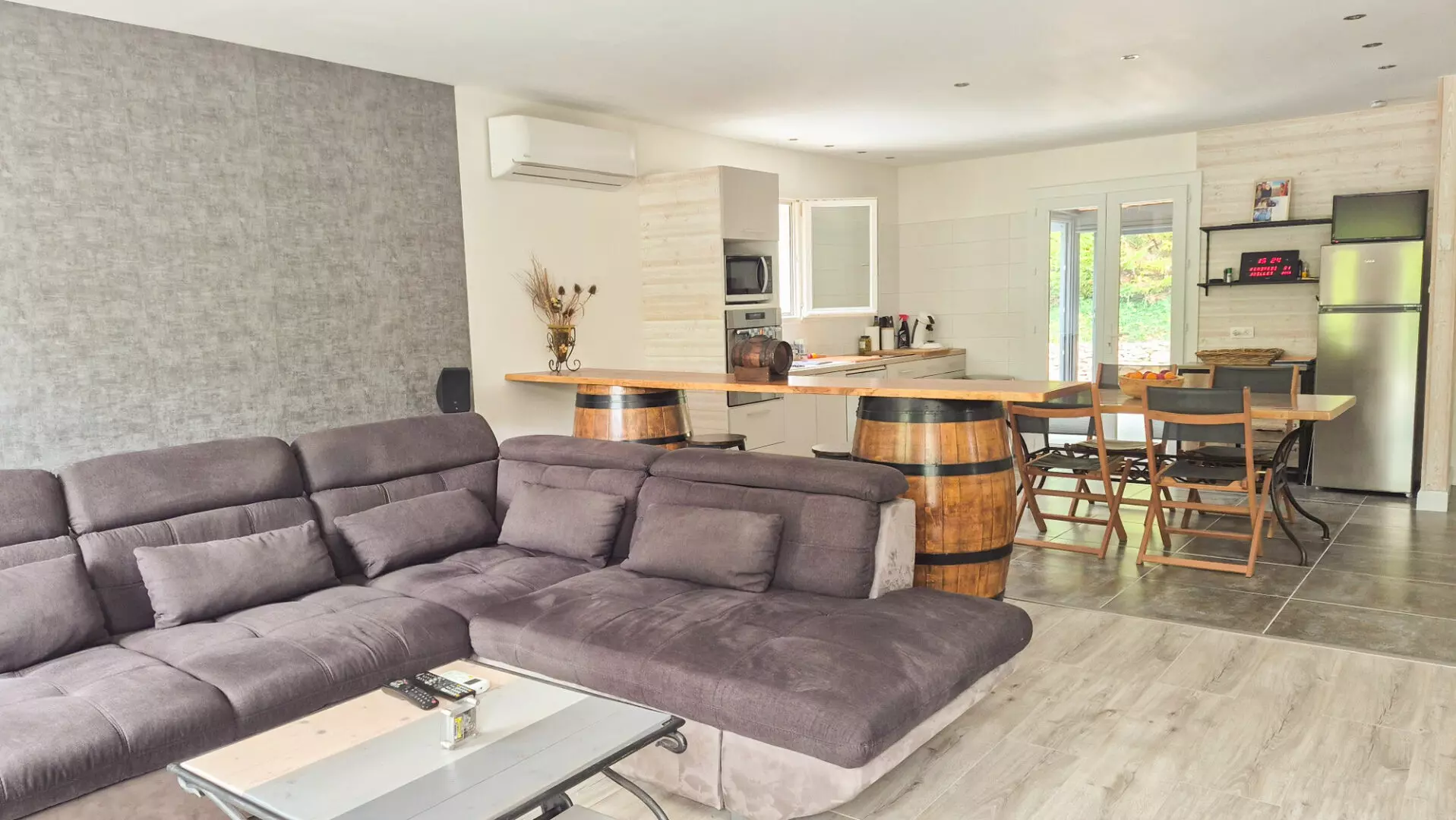 property_image_17wjezii4g_20261022060052-355252 3-bedroom House In Alairac, France (140 M²)