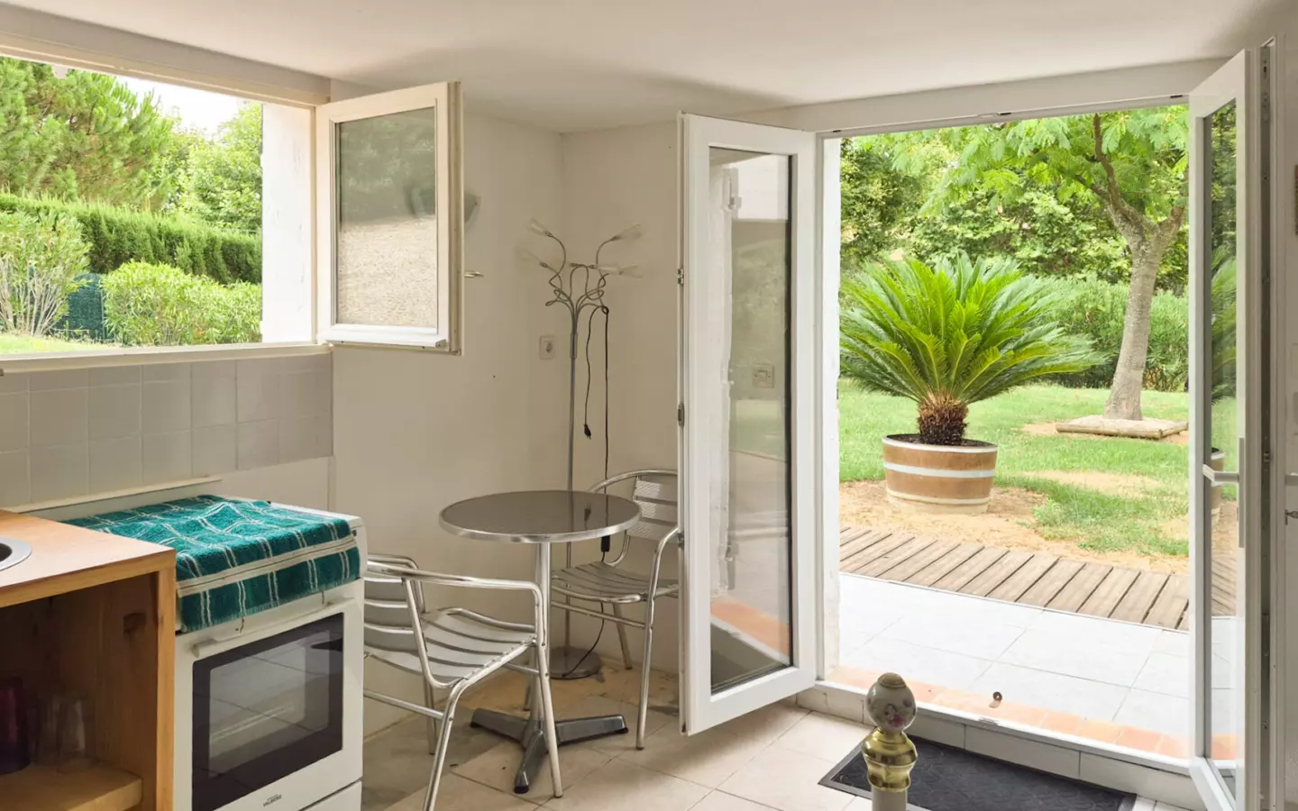 3-bedroom House In Alairac, France (140 M²)