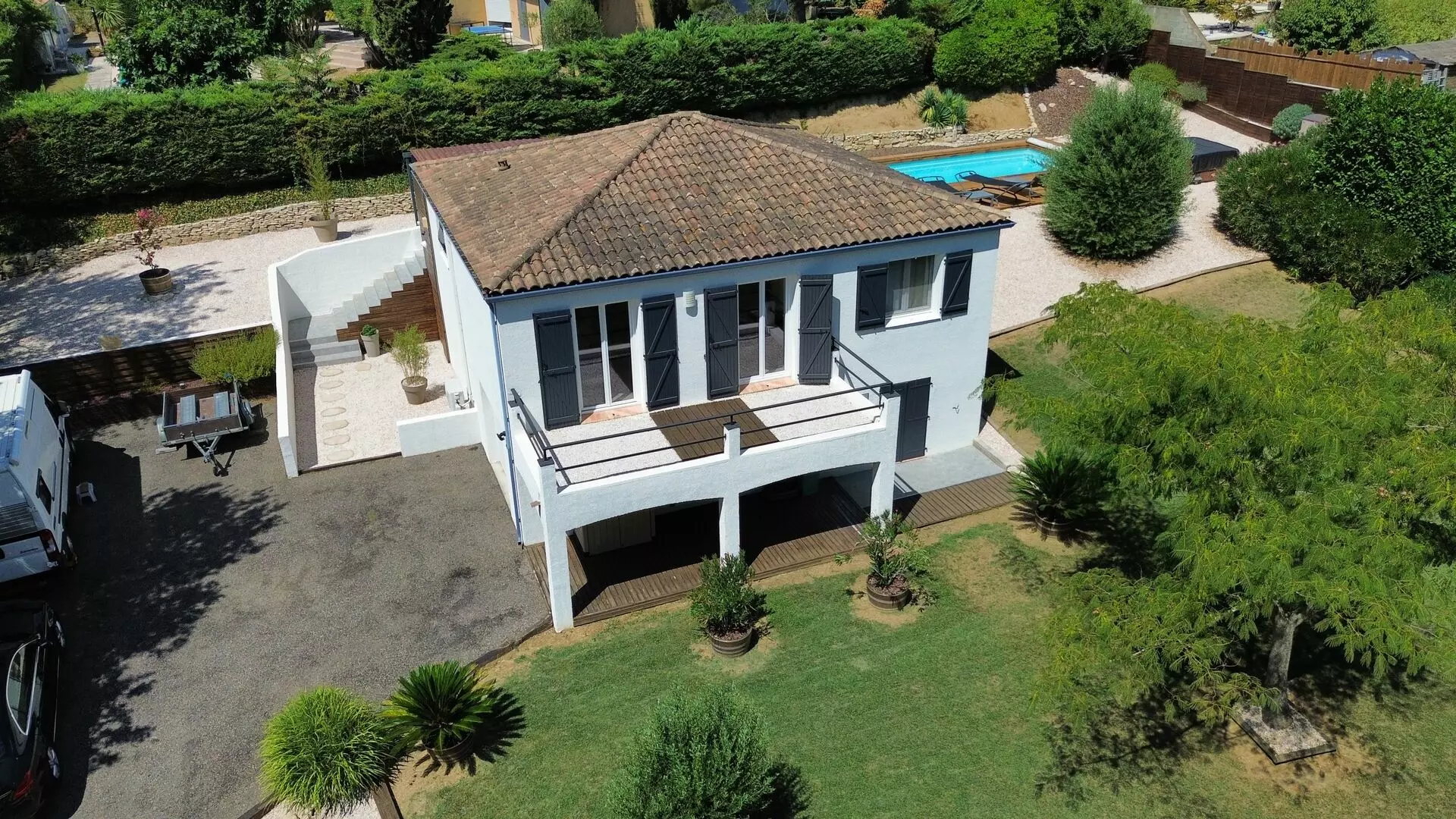 property_image_1tkbmhrgzr_20261022060046-01b680 3-bedroom House In Alairac, France (140 M²)