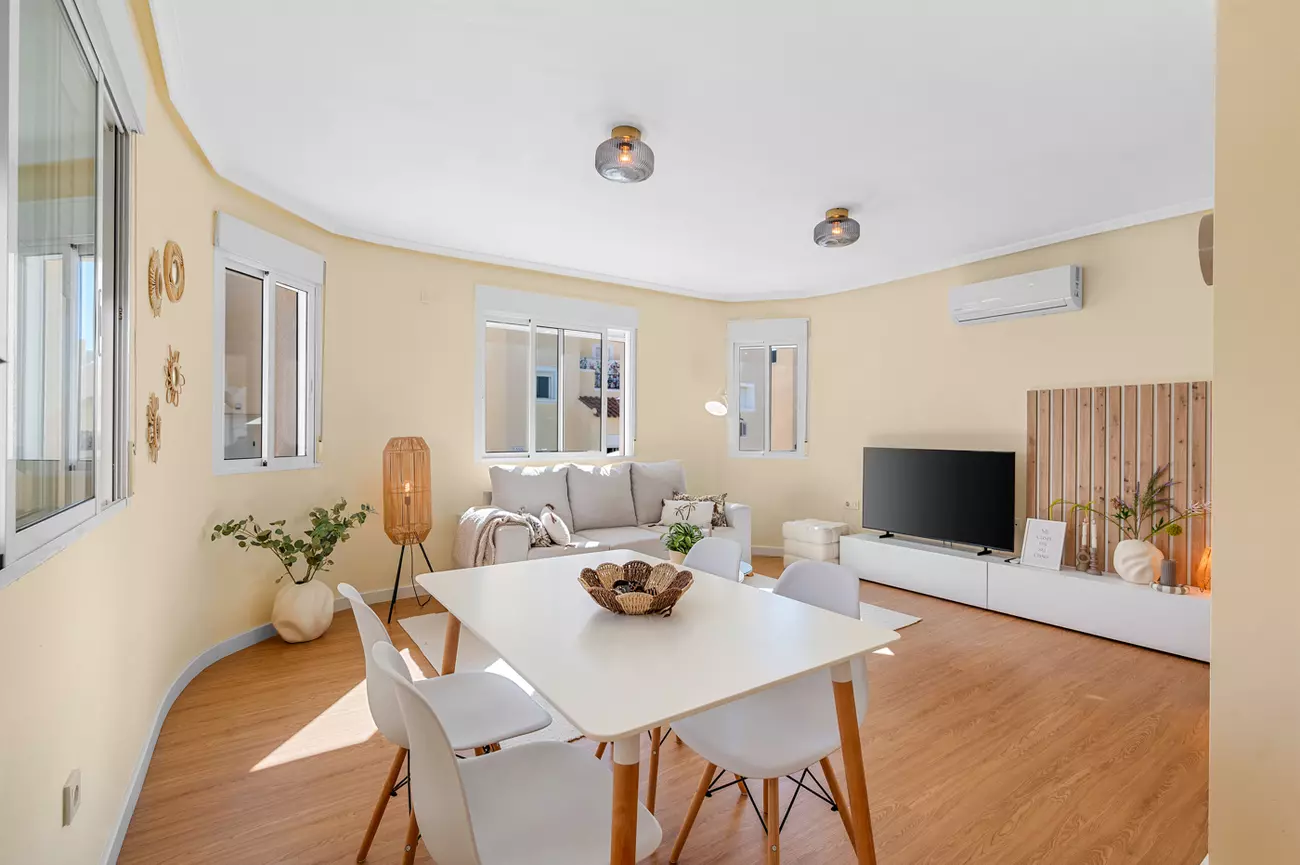 3-bedroom Town House In San Miguel De Salinas, Spain