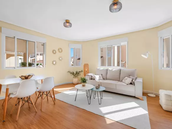 3-bedroom Town House In San Miguel De Salinas, Spain