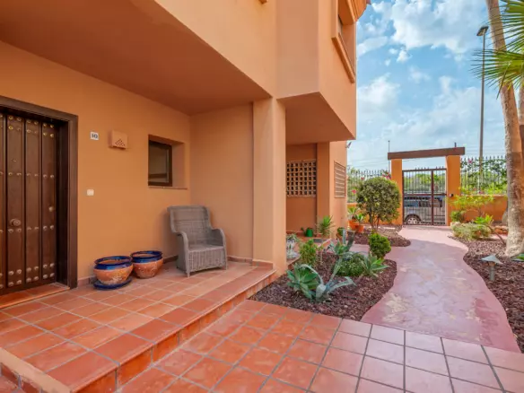 2-bedroom Town House In San Miguel De Salinas, Spain