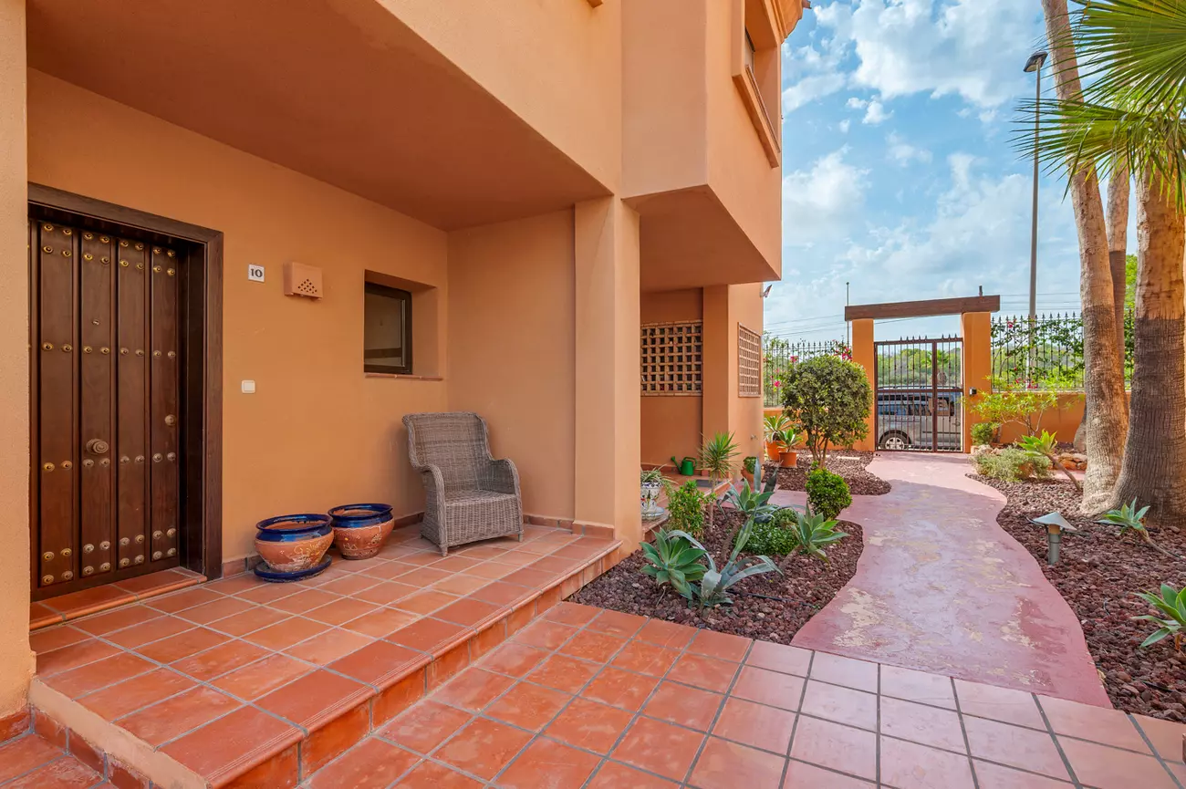 2-bedroom Town House In San Miguel De Salinas, Spain