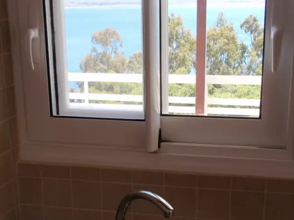 2-bedroom Flat In Loutraki-perachora, Greece (90 M²)