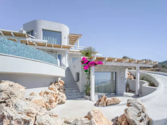4-bedroom Villa In Siteia, Greece (288 M²)