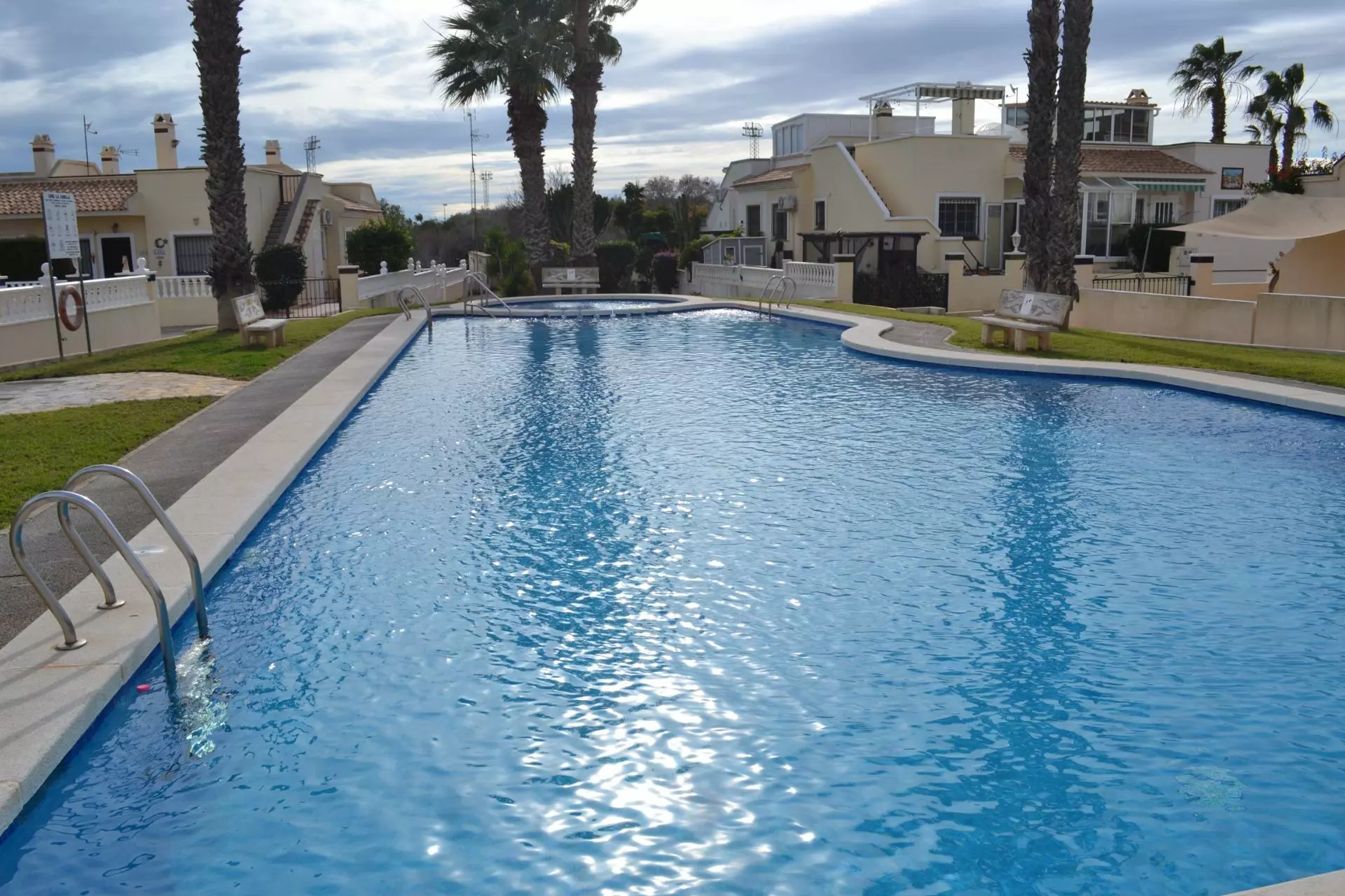 15-2-0ba6fe 3-bedroom Semi In Orihuela Costa, Spain (100 M²)