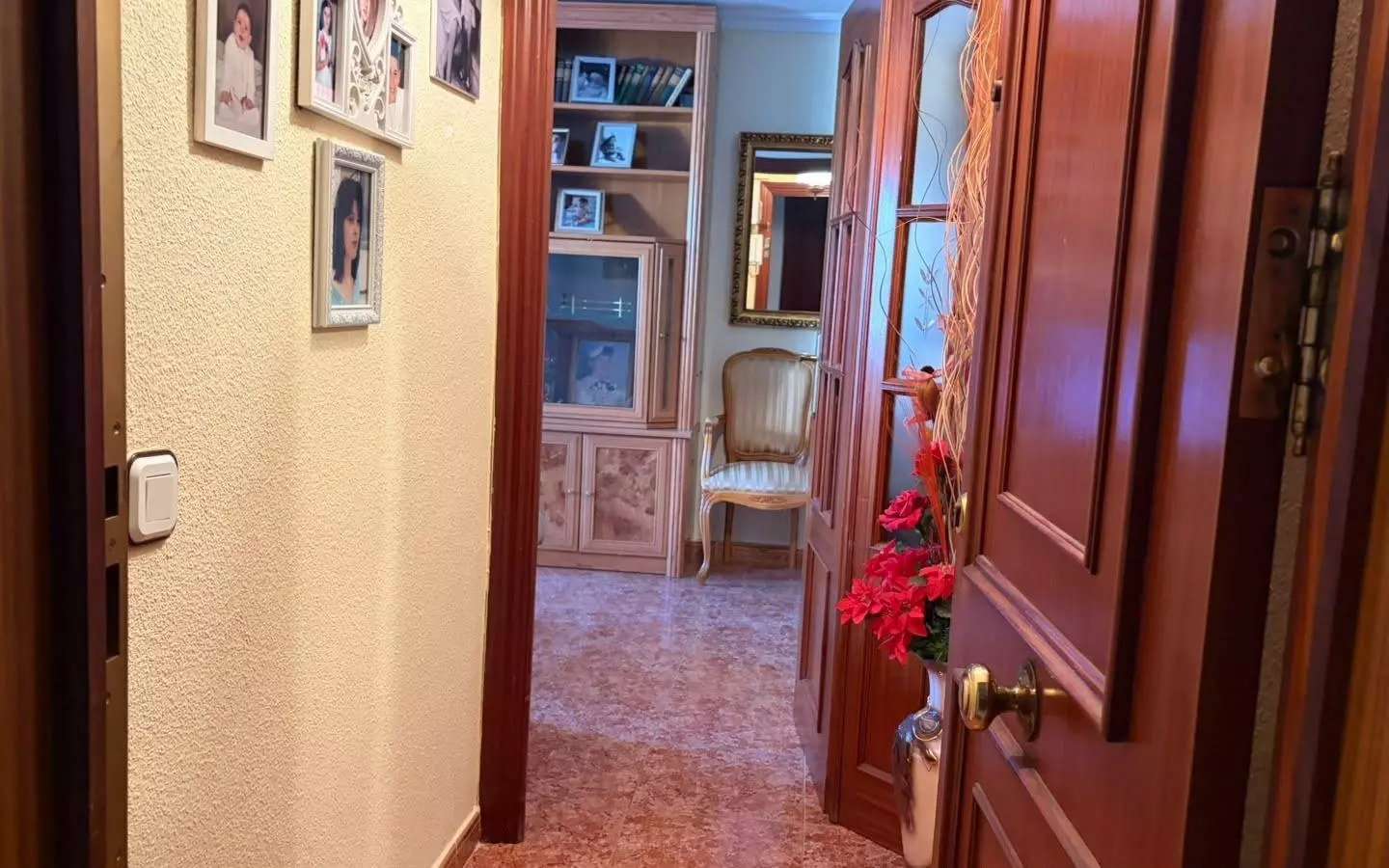 2-bedroom Flat In Alicante, Spain (76 M²)