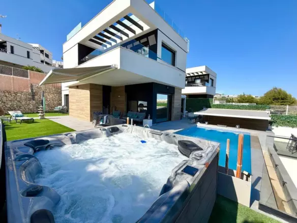 3-bedroom Villa In Finestrat, Spain (151 M²)