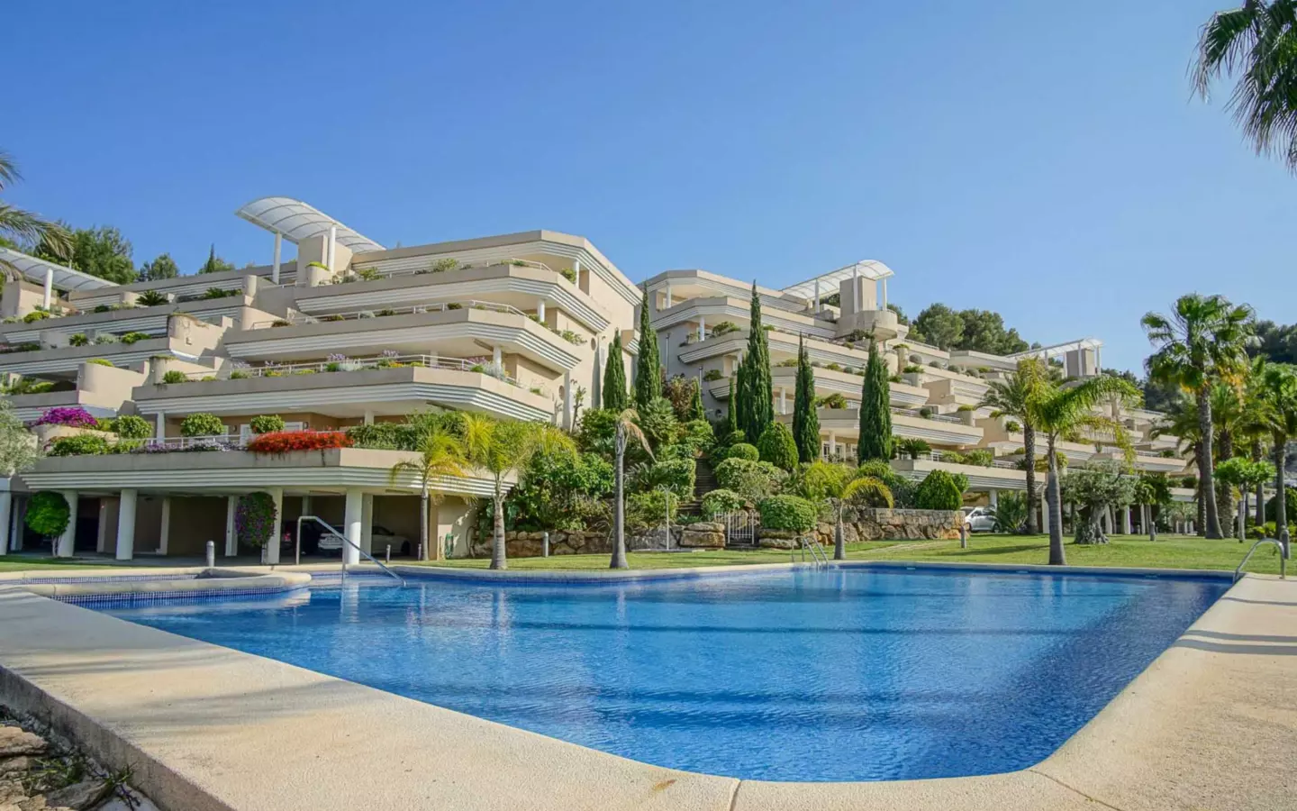 3-bedroom Apartment In Pedreguer, Spain (310 M²)