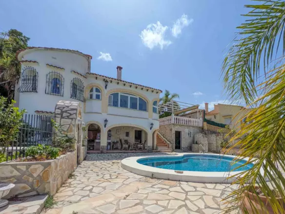 3-bedroom Villa In Denia, Spain (238 M²)