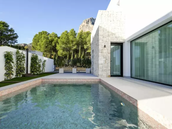 3-bedroom Villa In Polop, Spain (293 M²)