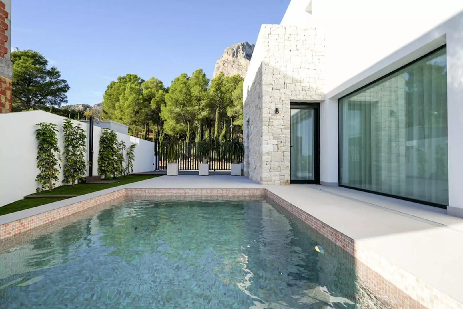 2-1-b81fb1 3-bedroom Villa In Polop, Spain (293 M²)