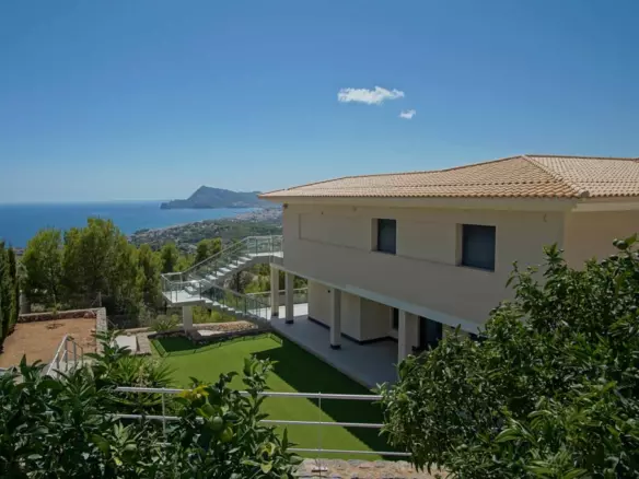 5-bedroom Villa In Altea, Spain (680 M²)