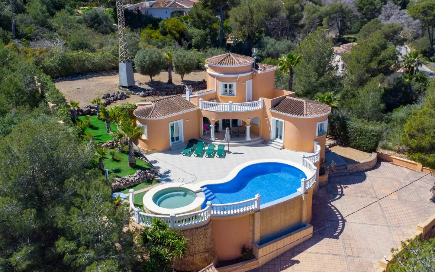 3-bedroom Villa In Jávea – Xàbia, Spain (150 M²)