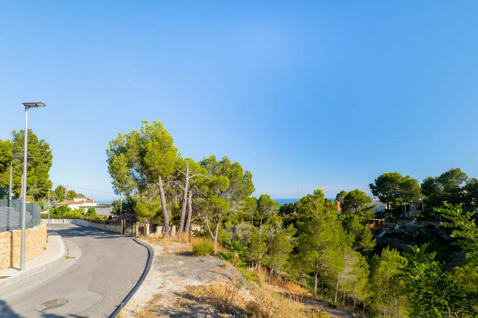 Plot In Altea, Spain (2.120 M² Plot)
