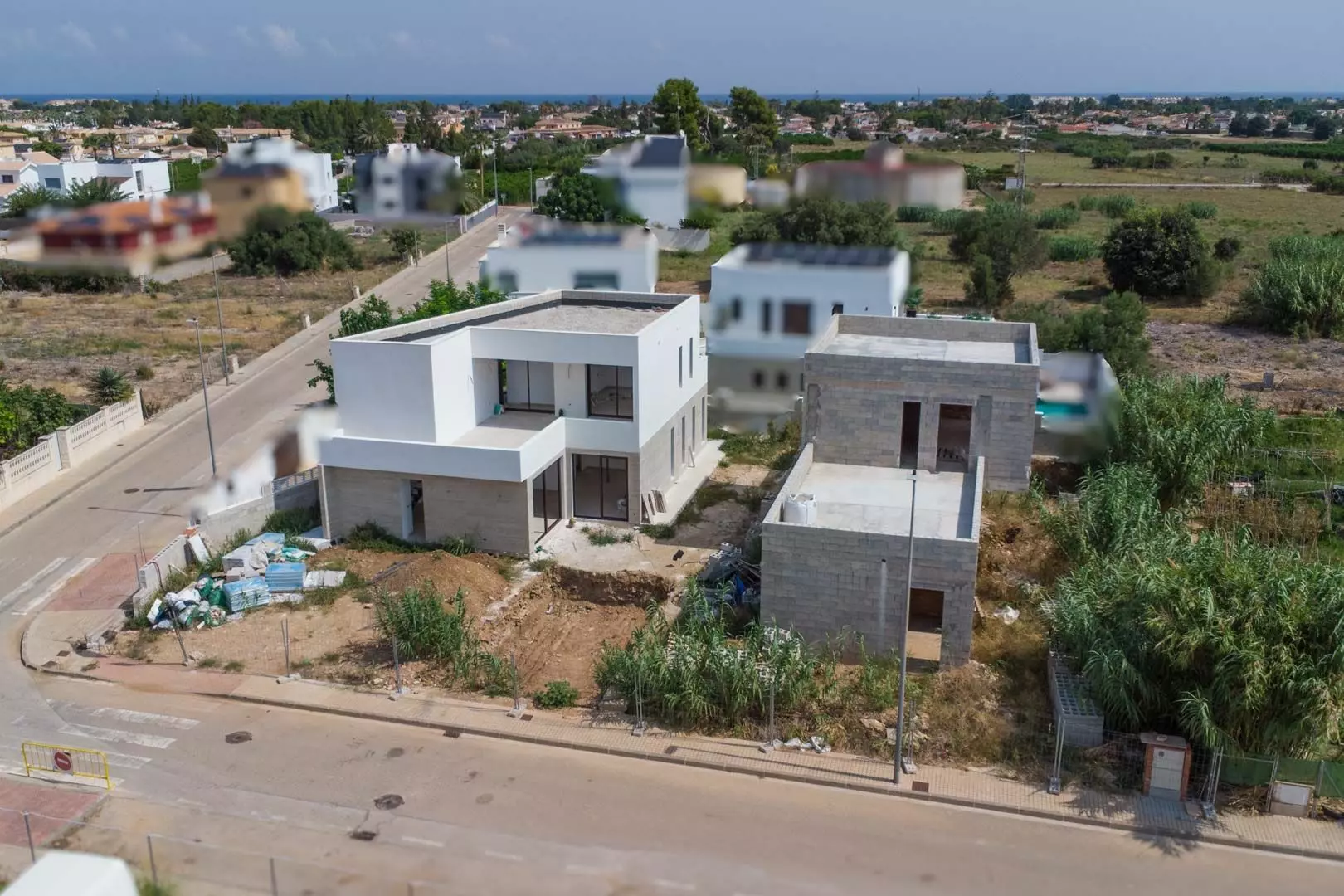 3-bedroom Villa In Els Poblets, Spain (225 M²)