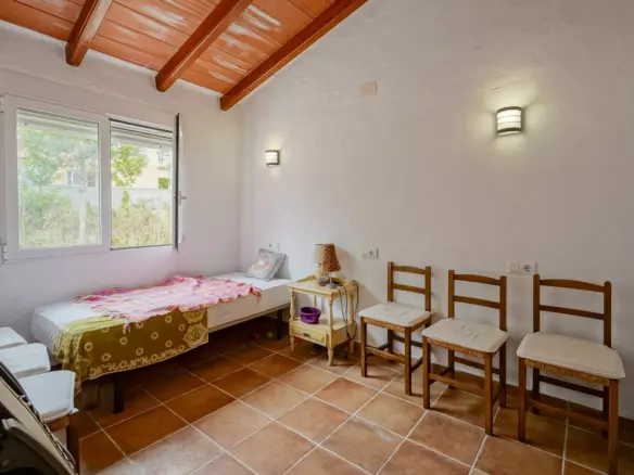 3-bedroom Plot In Jávea – Xàbia, Spain (152 M²)
