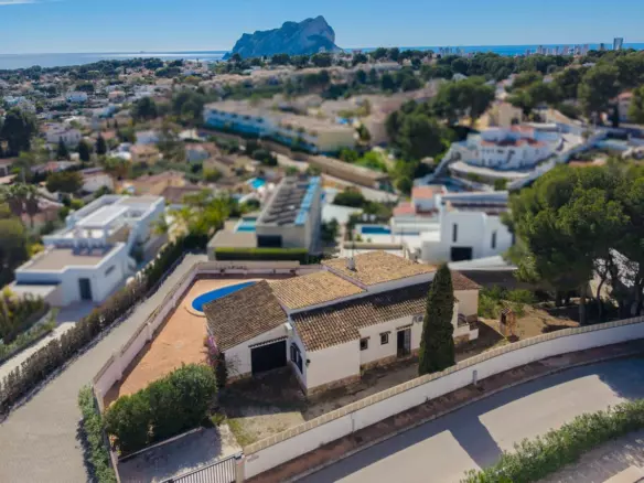 3-bedroom Villa In Benissa, Spain (627 M²)