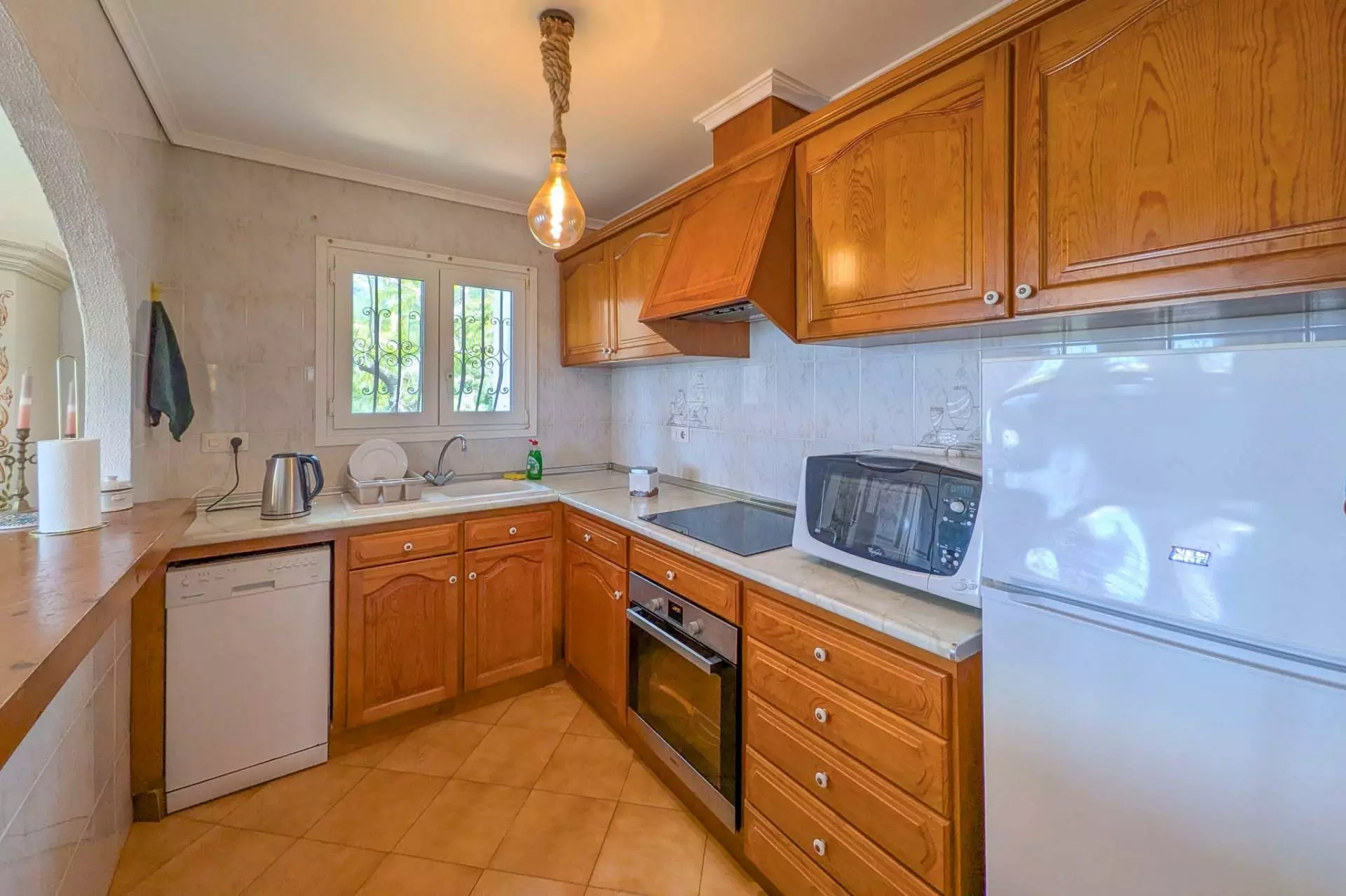 2-10-19bf18 3-bedroom Villa In Denia, Spain (238 M²)