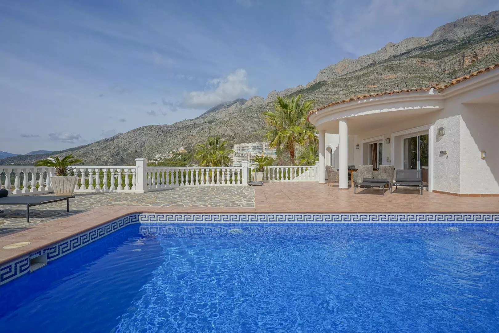 4-bedroom Villa In Altea, Spain (400 M²)