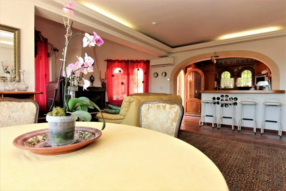 8-bedroom Villa In Benissa, Spain (392 M²)