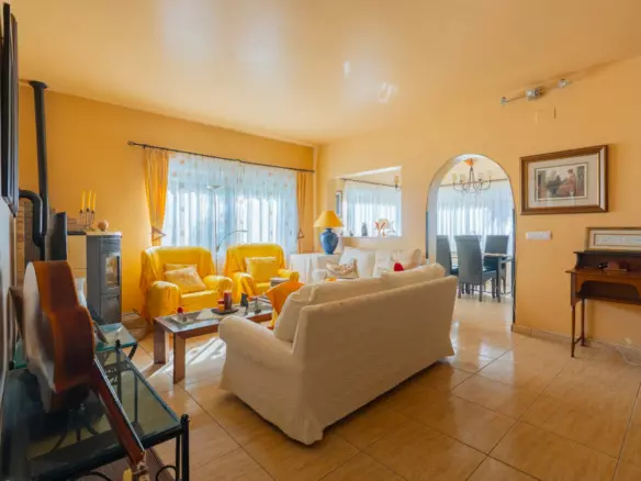 2-bedroom Villa In Benitachell, Spain (202 M²)