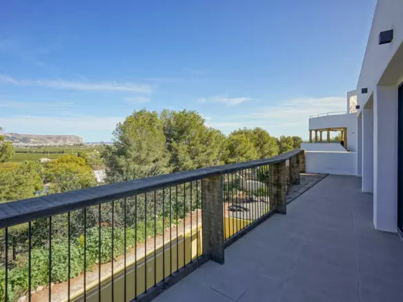 3-bedroom Villa In Jávea – Xàbia, Spain (250 M²)