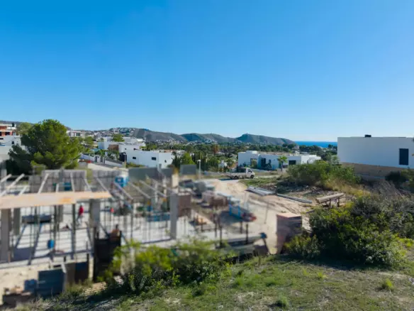 Plot In Moraira, Spain (811 M² Plot)