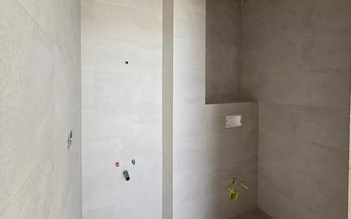 3-bedroom Villa In Els Poblets, Spain (225 M²)