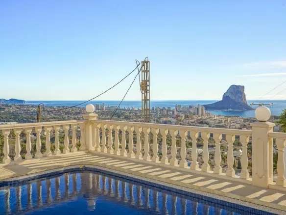 4-bedroom Villa In Calpe, Spain (264 M²)
