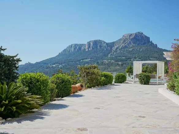 5-bedroom Villa In Benissa, Spain (359 M²)