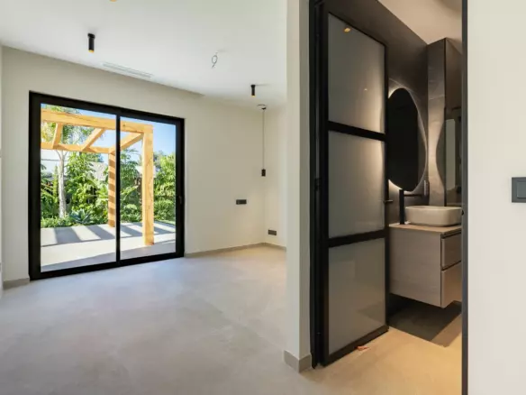 3-bedroom Villa In Jávea – Xàbia, Spain (471 M²)