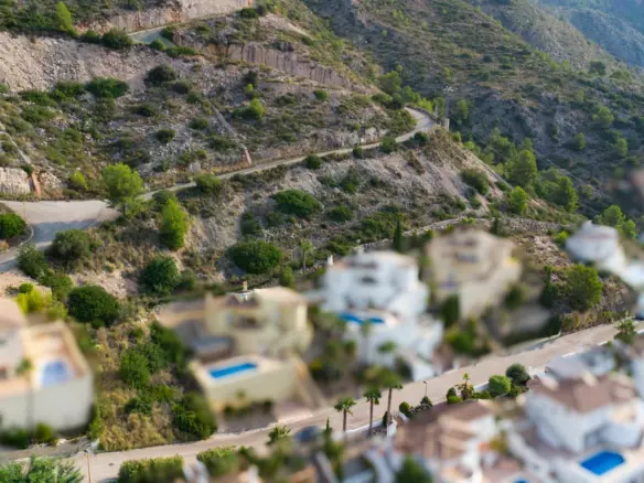 Plot In Jalon – Xalo, Spain (653 M² Plot)