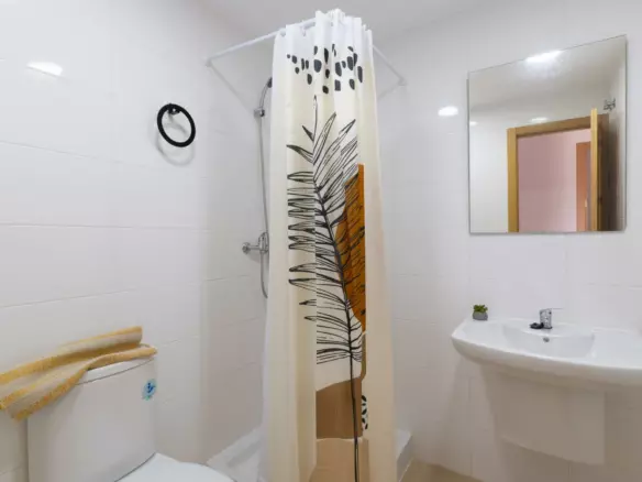 3-bedroom Villa In Calpe, Spain (120 M²)