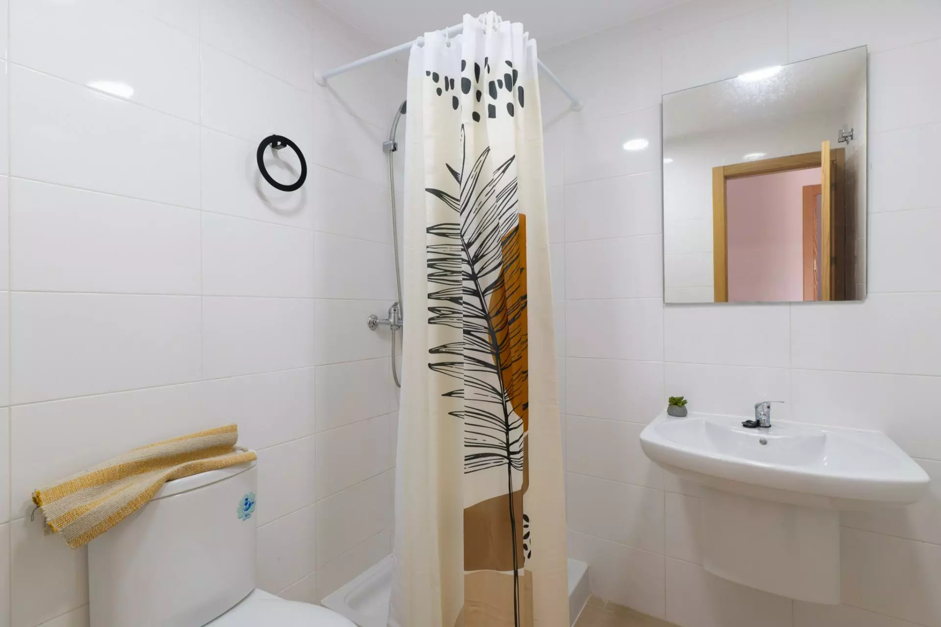 3-bedroom Villa In Calpe, Spain (120 M²)