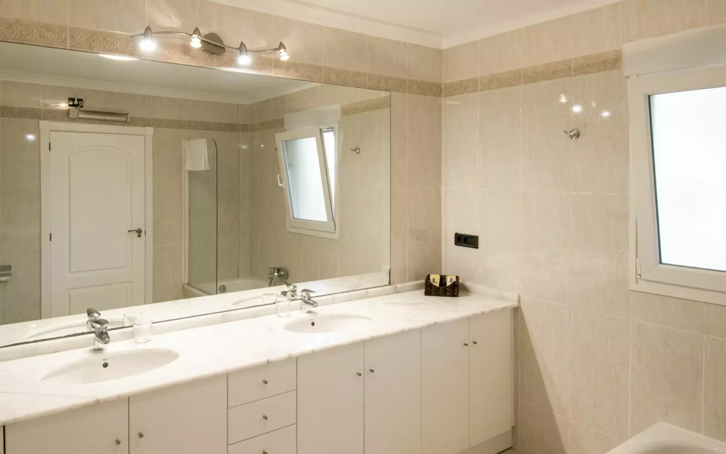 1-bedroom Apartment In Benissa, Spain (88 M²)