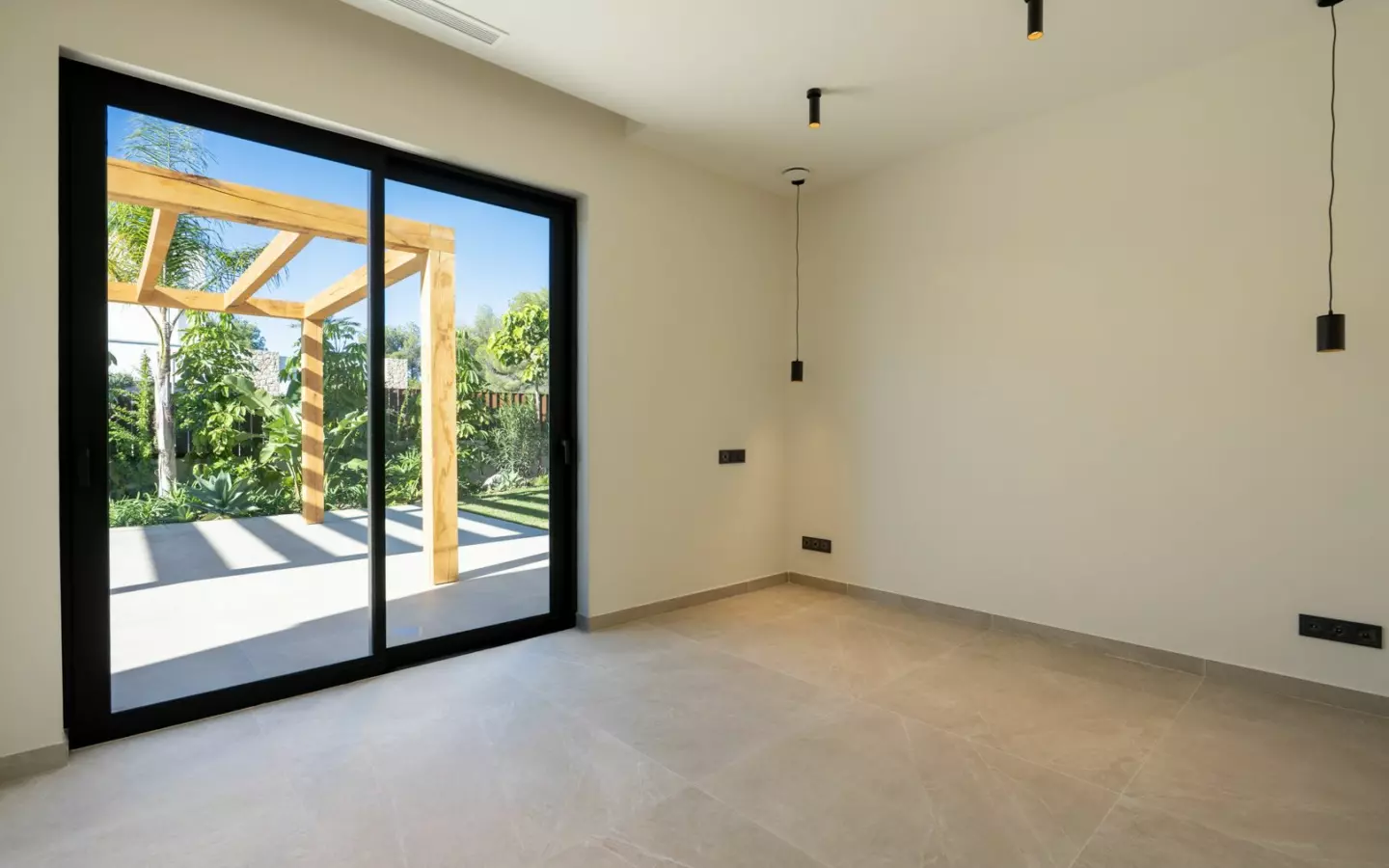 3-bedroom Villa In Jávea – Xàbia, Spain (471 M²)