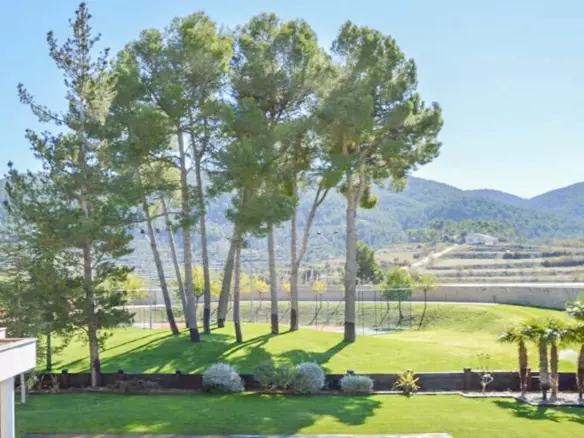 7-bedroom Villa In Penaguila, Spain (1.529 M²)
