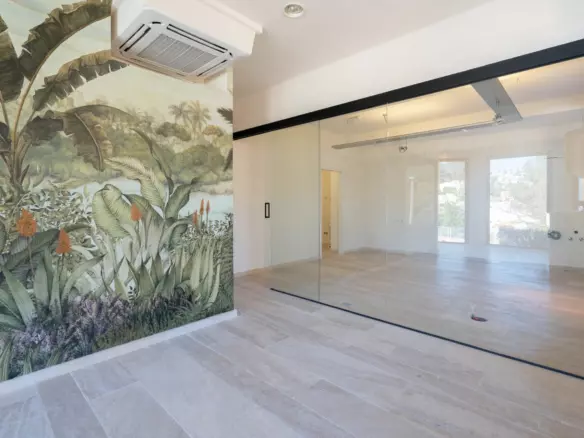 3-bedroom Commercial Unit In Benissa, Spain (301 M²)