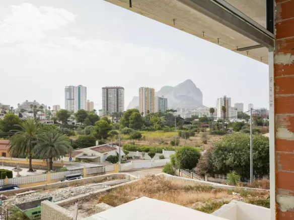 3-bedroom Villa In Calpe, Spain (284 M²)