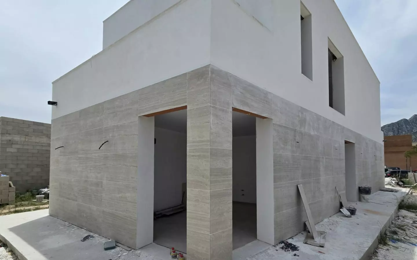 3-bedroom Villa In Els Poblets, Spain (225 M²)