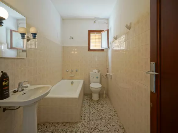 7-bedroom House In Benissa, Spain (328 M²)