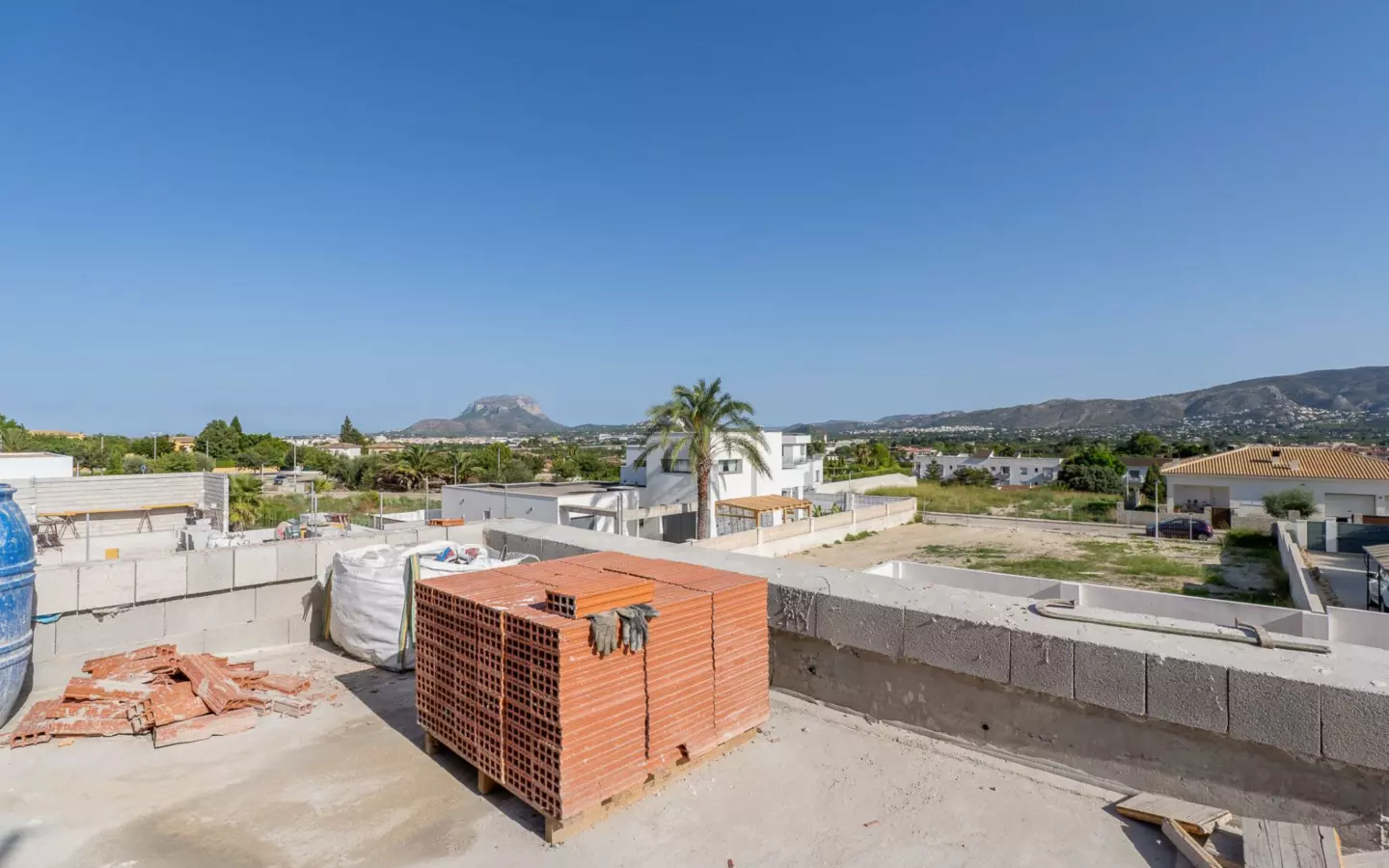 3-bedroom Villa In Beniarbeig, Spain (225 M²)