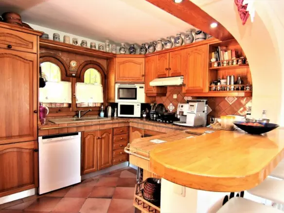 8-bedroom Villa In Benissa, Spain (392 M²)